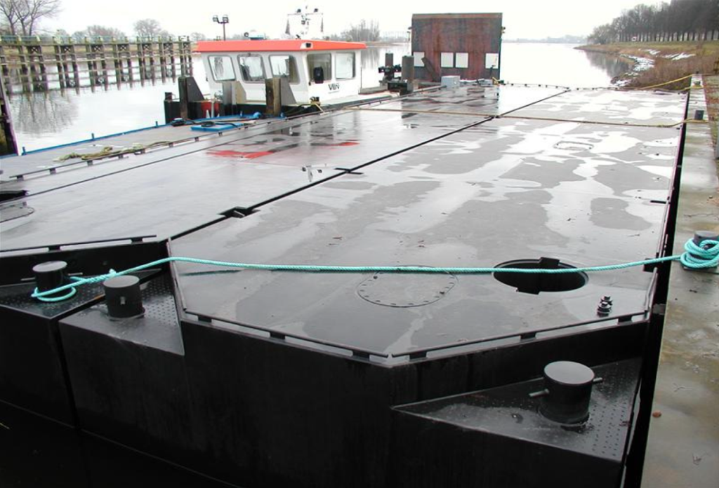 ponton-Huibert-VHL-Groep